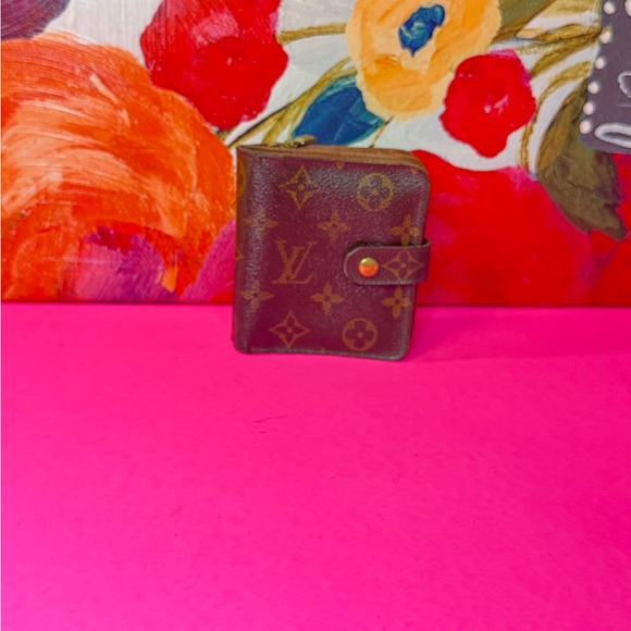 Louis Vuitton Monogram Brown Wallet 4x4 compact - Picture 10 of 12